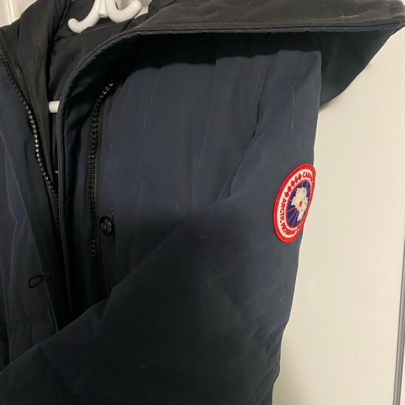 Women’s CANADA GOOSE jacket - Picture 4 of 4